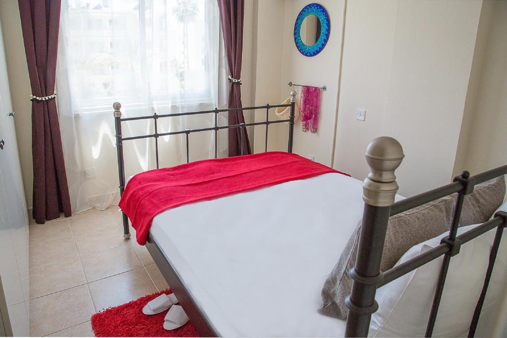 Paphos Love Nest Apartment 部屋 写真