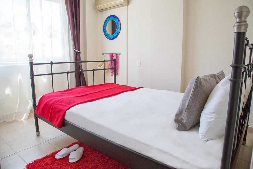 Paphos Love Nest Apartment 部屋 写真